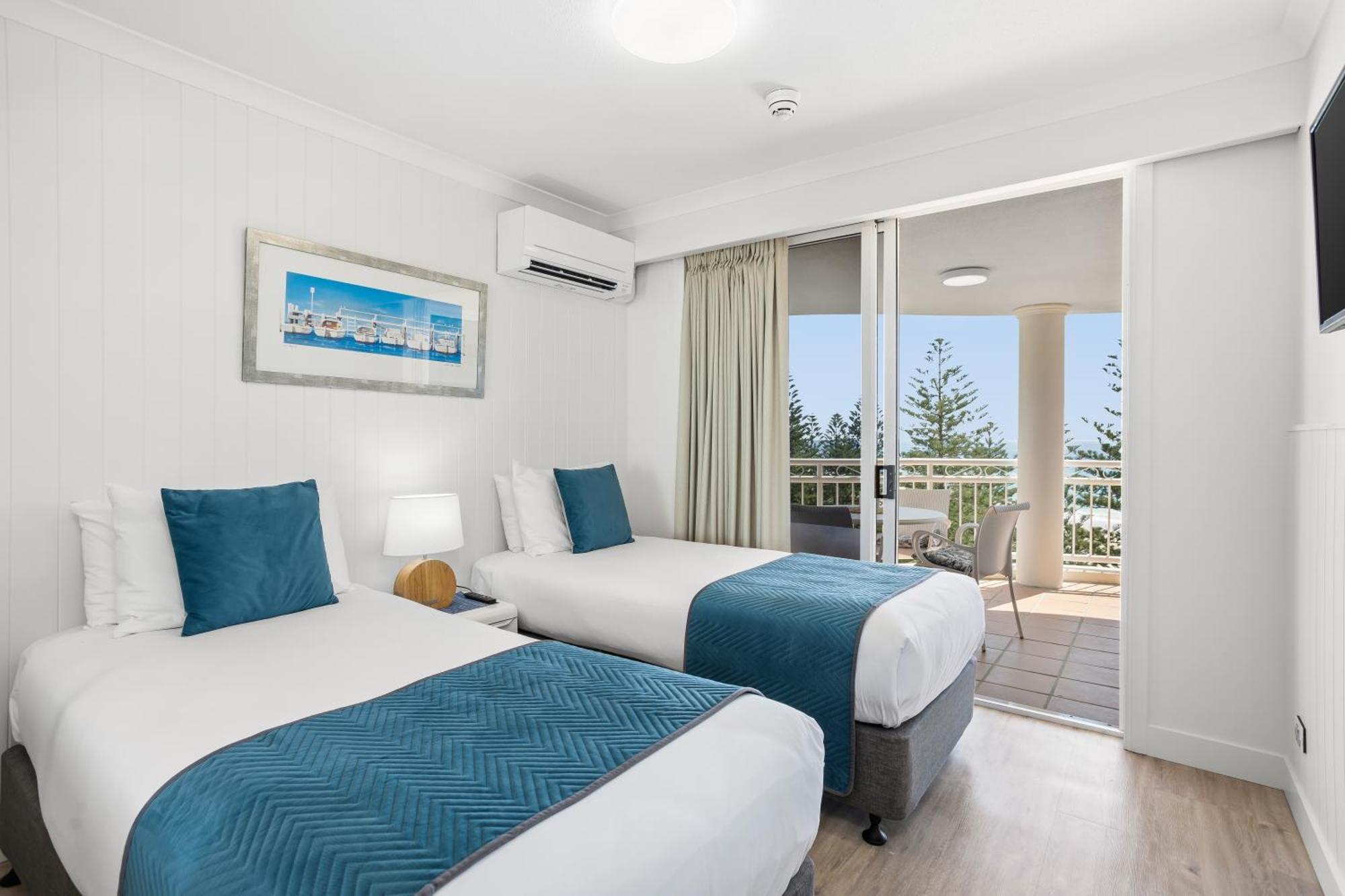 เบอร์เลจ์ เมดิเตอร์เรเนียน บีชฟรอนท์ รีสอร์ต Aparthotel โกลด์โคสต์ ภายนอก รูปภาพ